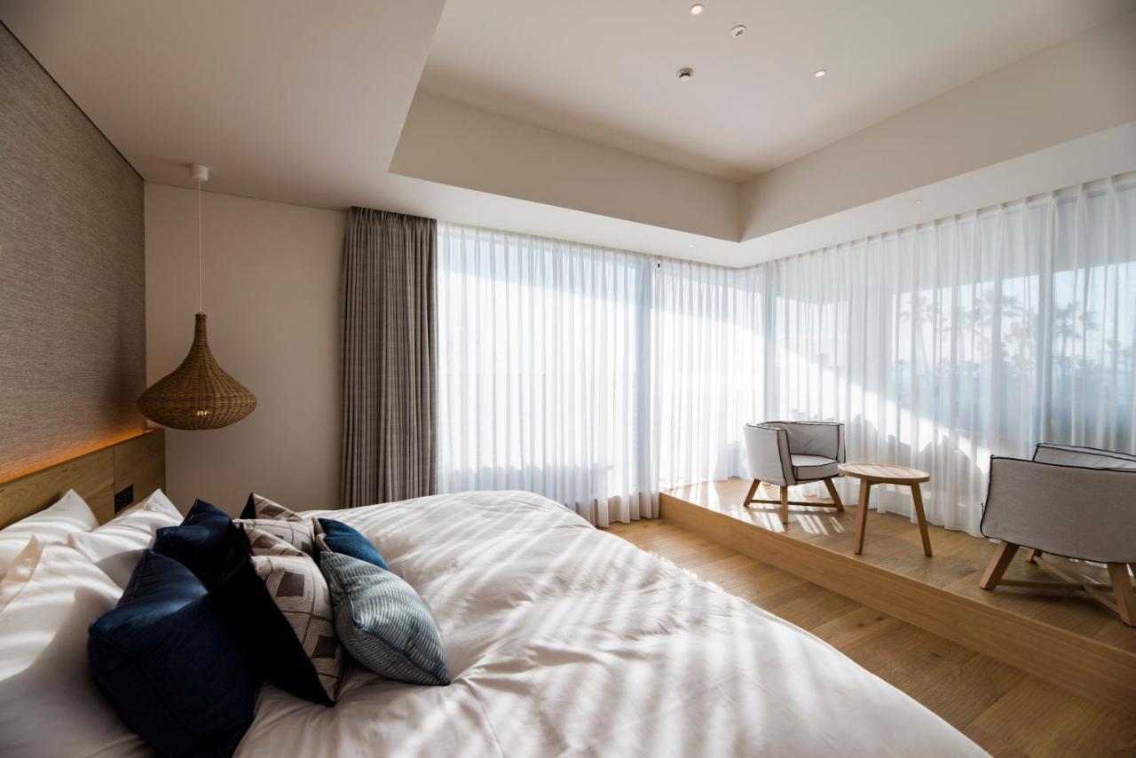 Malibu Hotel Zushi Bagian luar foto