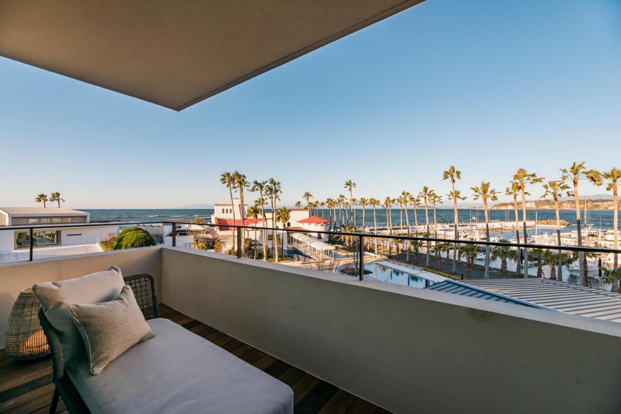 Malibu Hotel Zushi Bagian luar foto