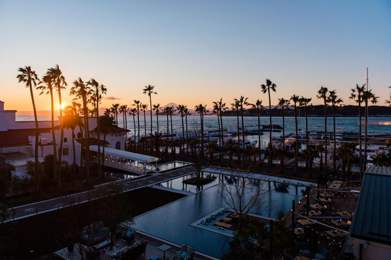 Malibu Hotel Zushi Bagian luar foto