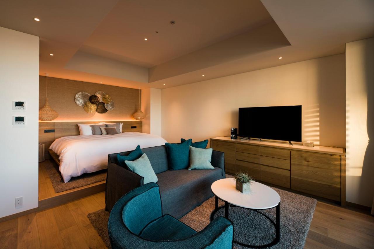 Malibu Hotel Zushi Bagian luar foto